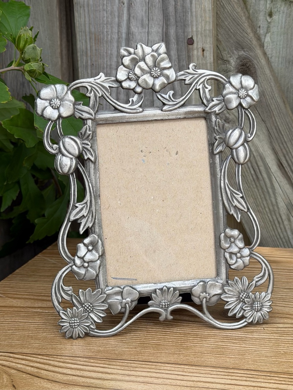Vintage Floral Ornate Pewter Picture Frame By Italian Gift LTD. 4 1/2” x 3”